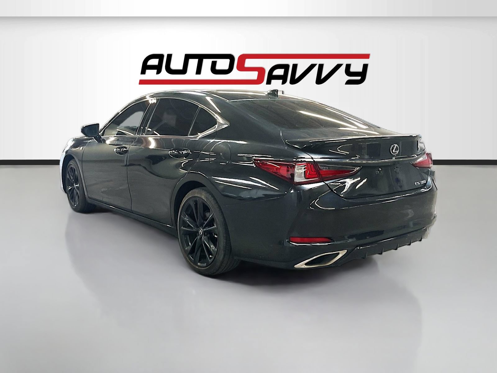 Used 2024 Lexus ES 350 F Sport w/ Accessory Package (Z2) FWD image 5