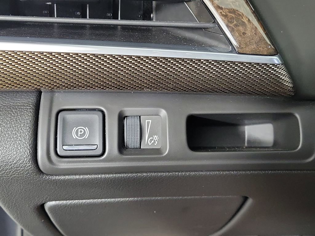 Used 2016 Cadillac CT6 Luxury image 31