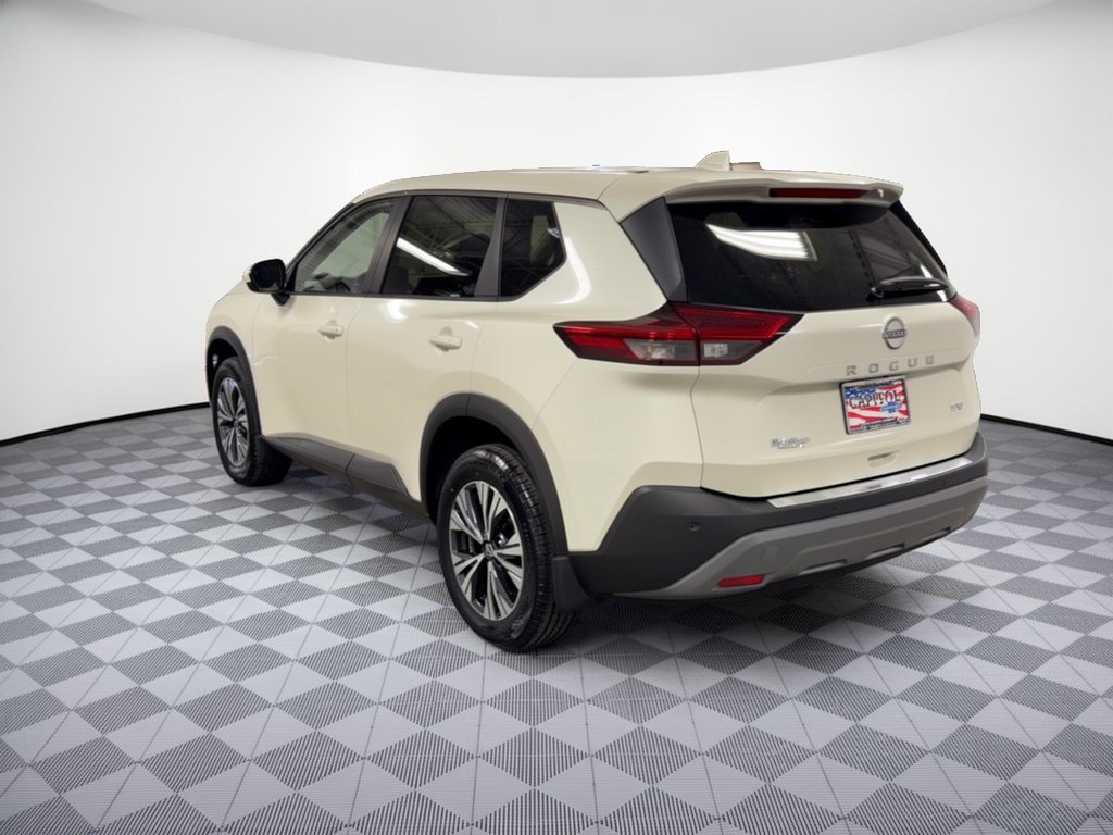 Used 2023 Nissan Rogue SV FWD image 3