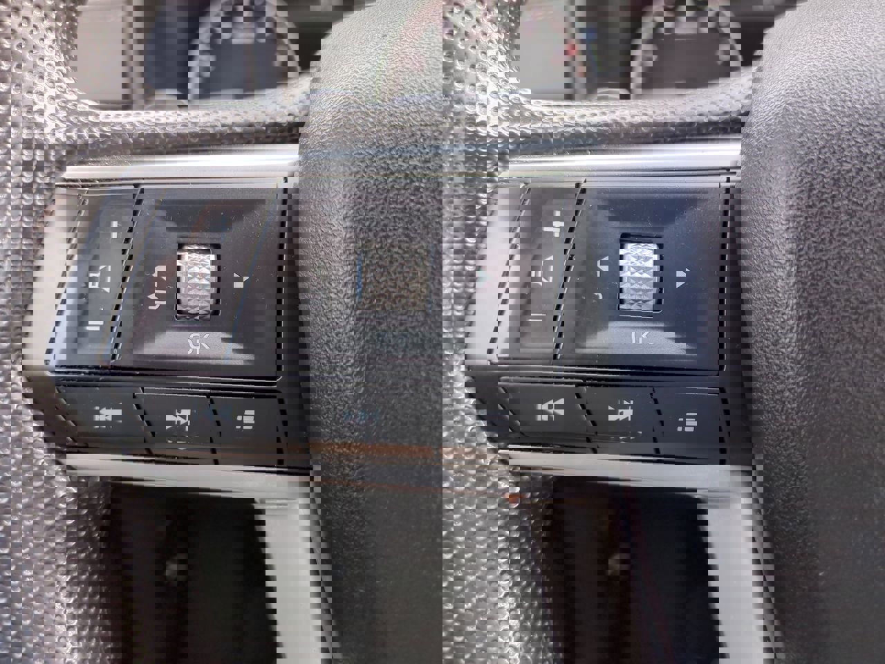 Used 2022 Mitsubishi Outlander ES image 23