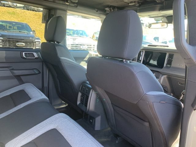 New 2026 Ford Bronco Big Bend AWD/4WD image 14