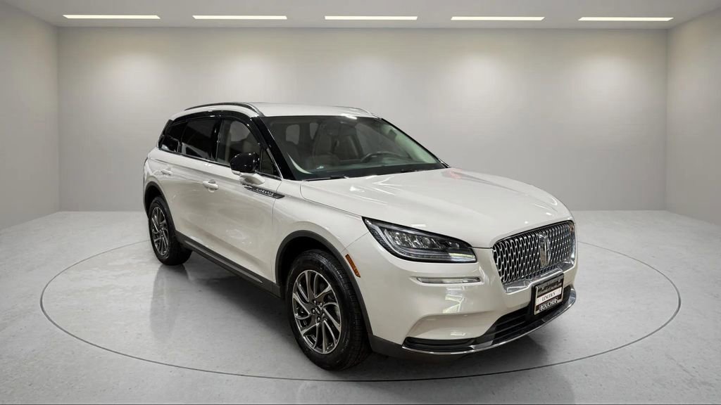 Certified 2021 Lincoln Corsair AWD w/ Equipment Group 101A image 1