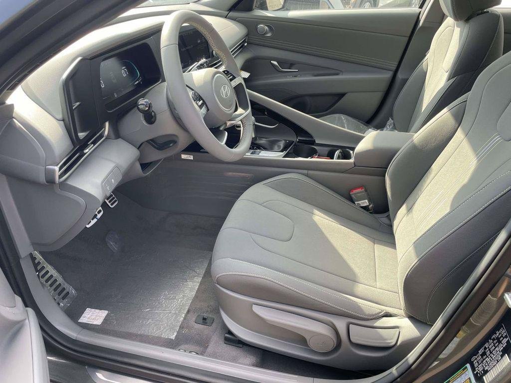 New 2026 Hyundai Elantra SEL Sport Premium FWD image 34