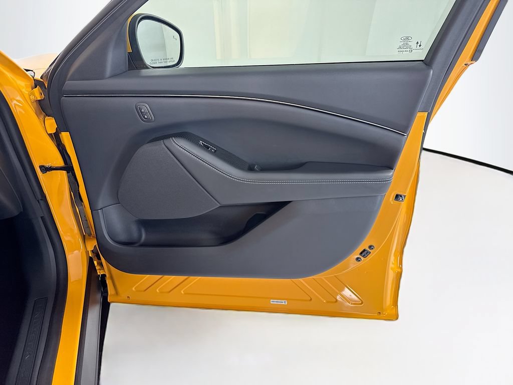 Used 2022 Ford Mustang Mach-E Select RWD image 25