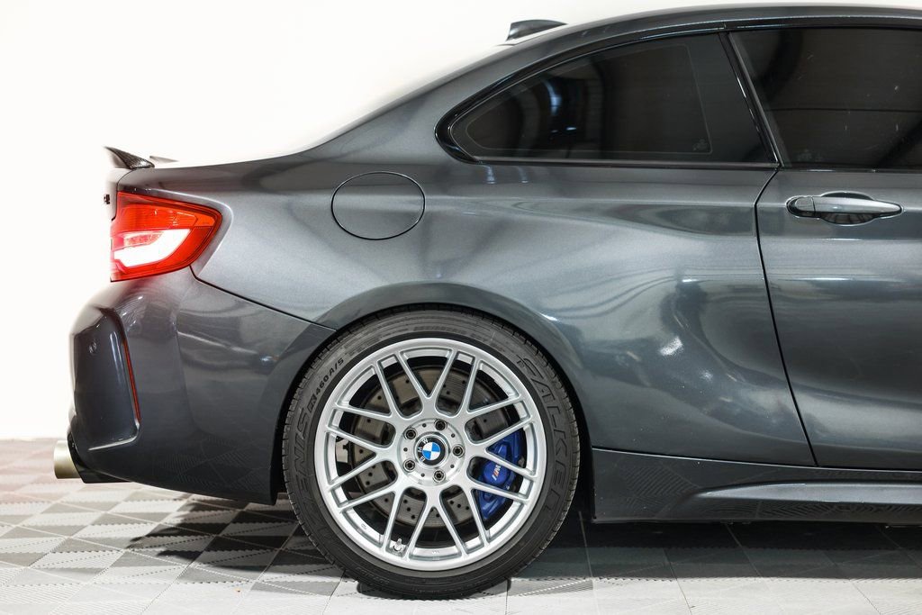 Used 2018 BMW M2 image 2