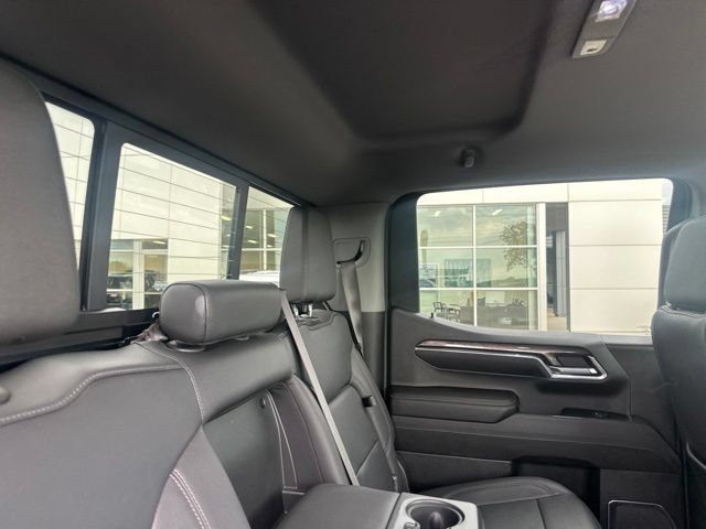 Used 2023 Chevrolet Silverado 1500 LTZ w/ Technology Package AWD/4WD image 17