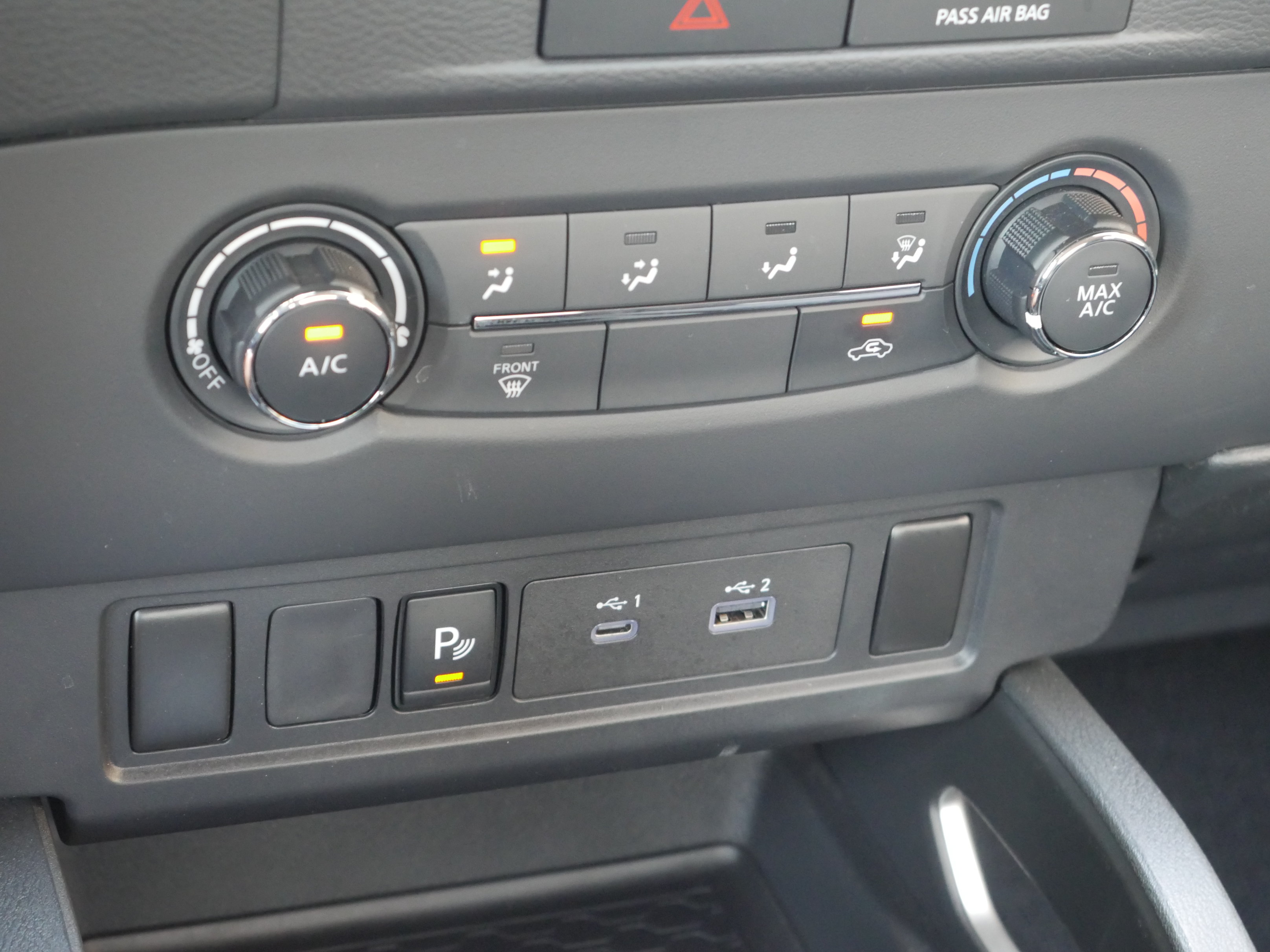 Certified 2023 Nissan Frontier SV w/ Technology Package AWD/4WD image 12