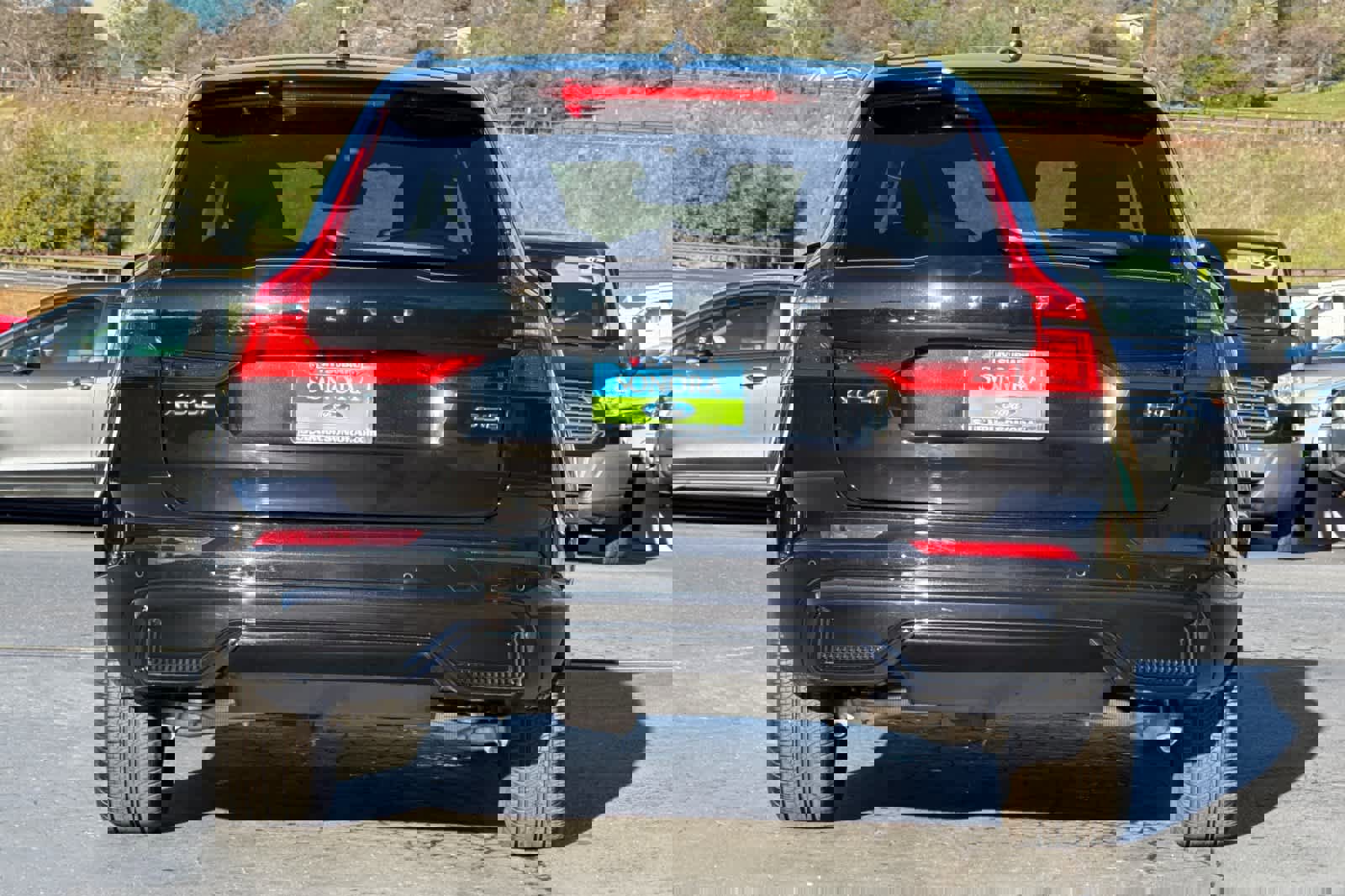 Used 2025 Volvo XC60 B5 Plus image 5