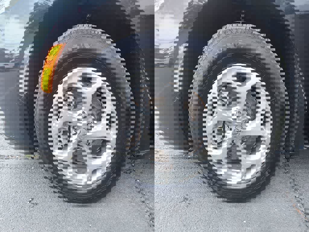 Used 2022 Chrysler Pacifica Limited image 10