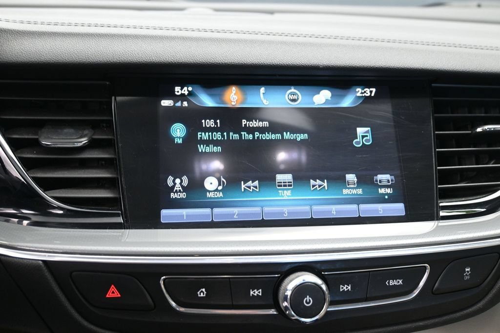 Used 2018 Buick Regal Preferred w/ Sights and Sounds Package AWD/4WD image 32