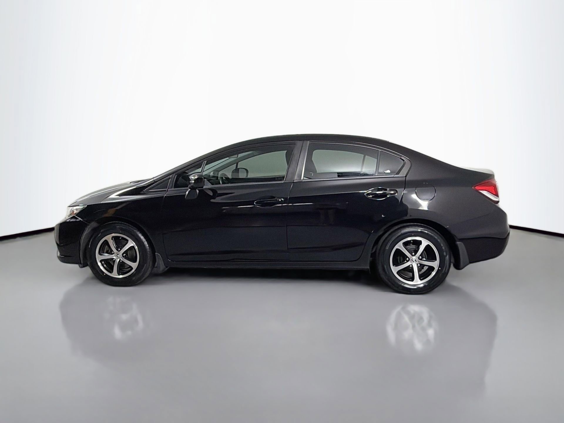 Used 2015 Honda Civic SE image 9