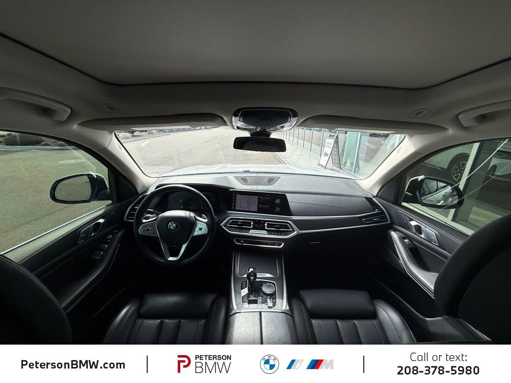 Used 2021 BMW X7 xDrive40i w/ Cold Weather Package image 25