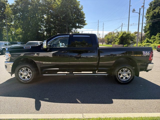 Used 2024 RAM 3500 Laramie AWD/4WD image 5