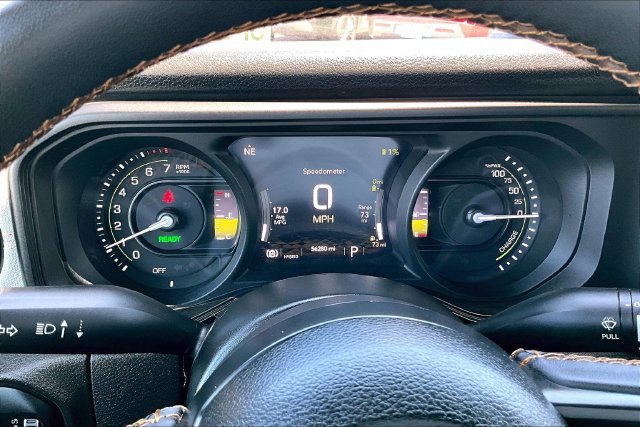 Used 2024 Jeep Wrangler Unlimited AWD/4WD image 13