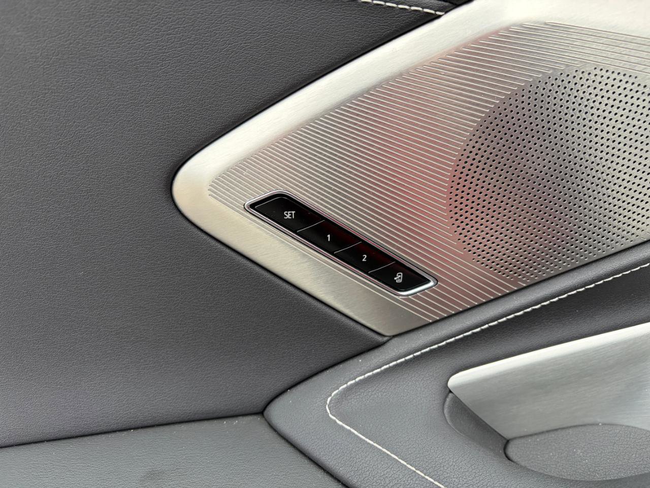 Used 2024 Chevrolet Corvette Stingray Preferred Cpe w/ Z51 Performance Package RWD image 9