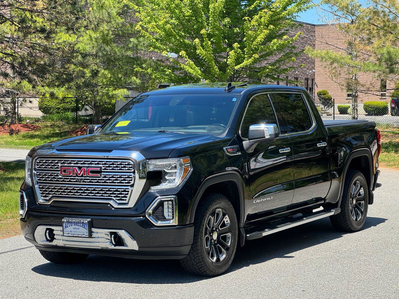 Used 2019 GMC Sierra 1500 Denali w/ Technology Package AWD/4WD image 3