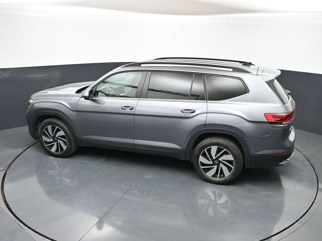 Used 2025 Volkswagen Atlas SE AWD/4WD image 39