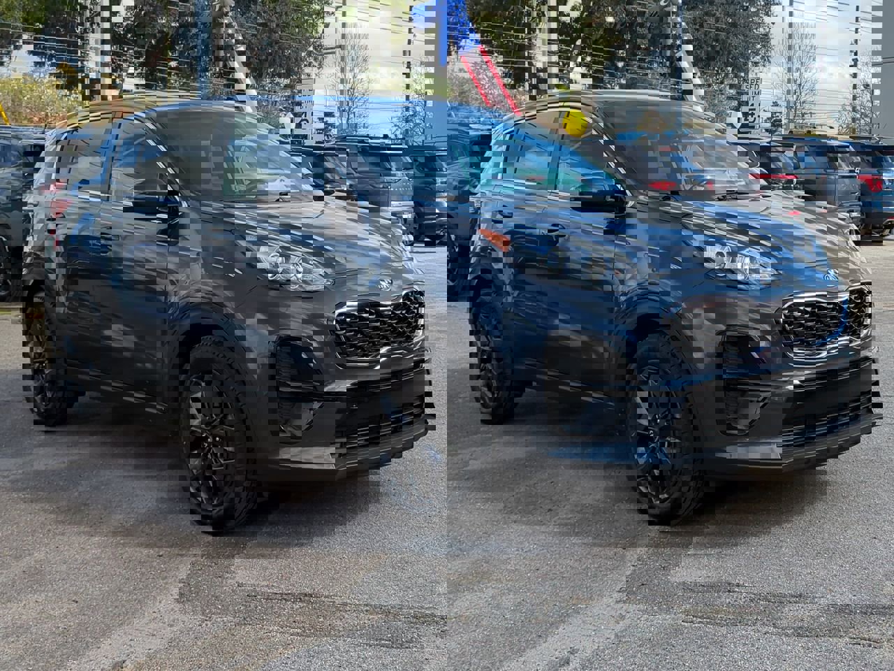 Certified 2022 Kia Sportage LX w/ LX FWD Value Edition Package image 3