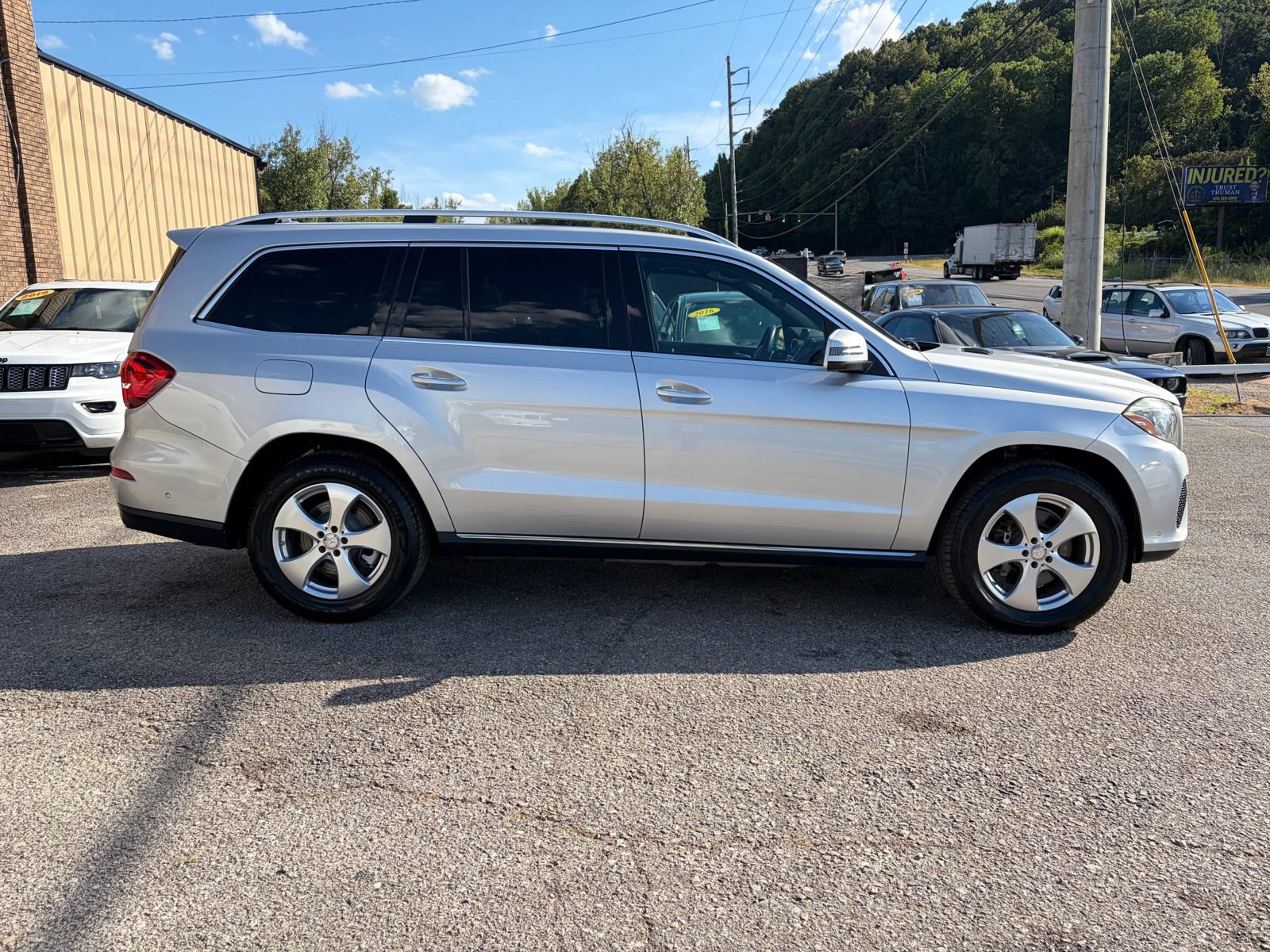 Used 2017 Mercedes-Benz GLS 450 4MATIC image 4
