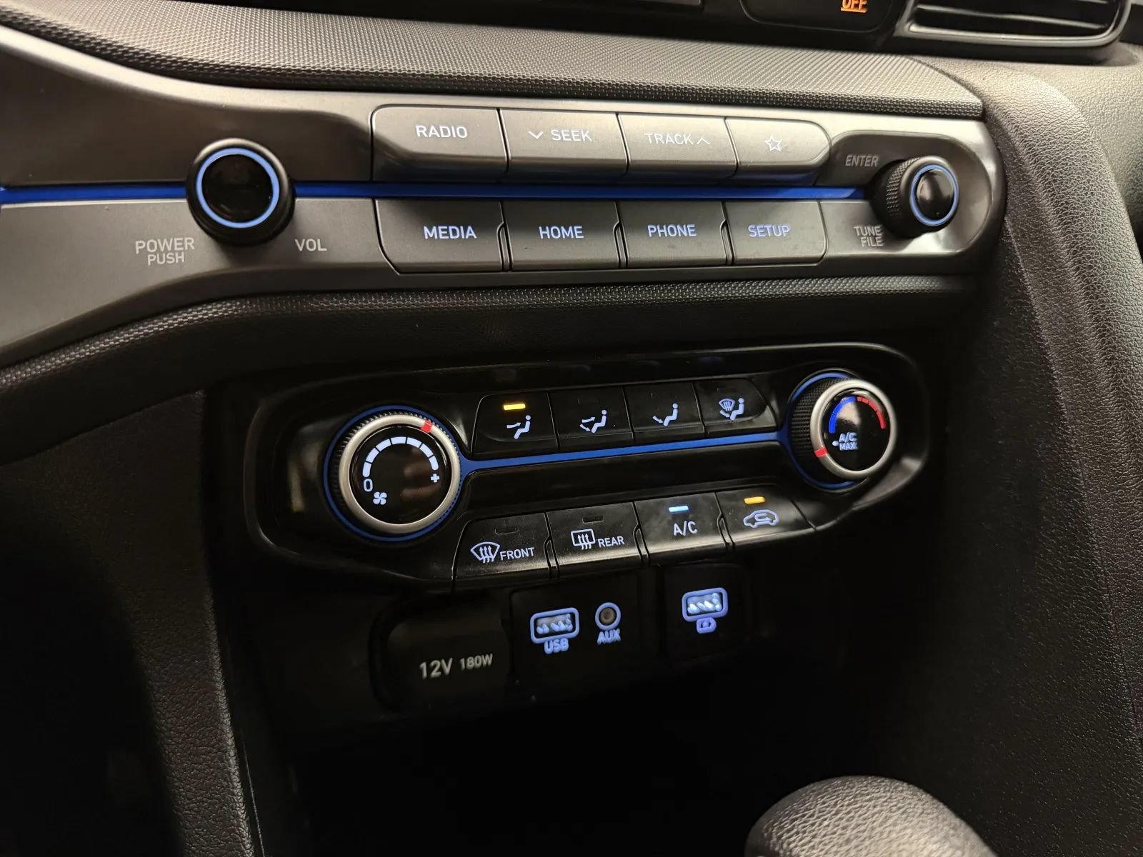 Used 2019 Hyundai Veloster 2.0 FWD image 25