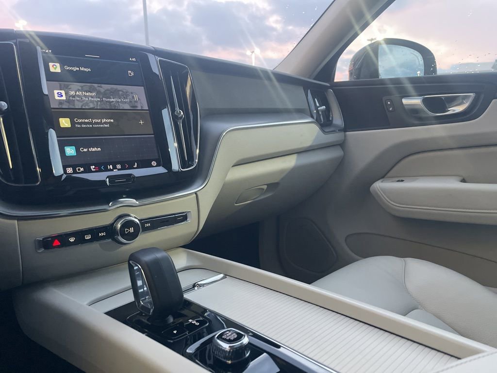 Certified 2023 Volvo XC60 B5 Core w/ Climate Package image 35