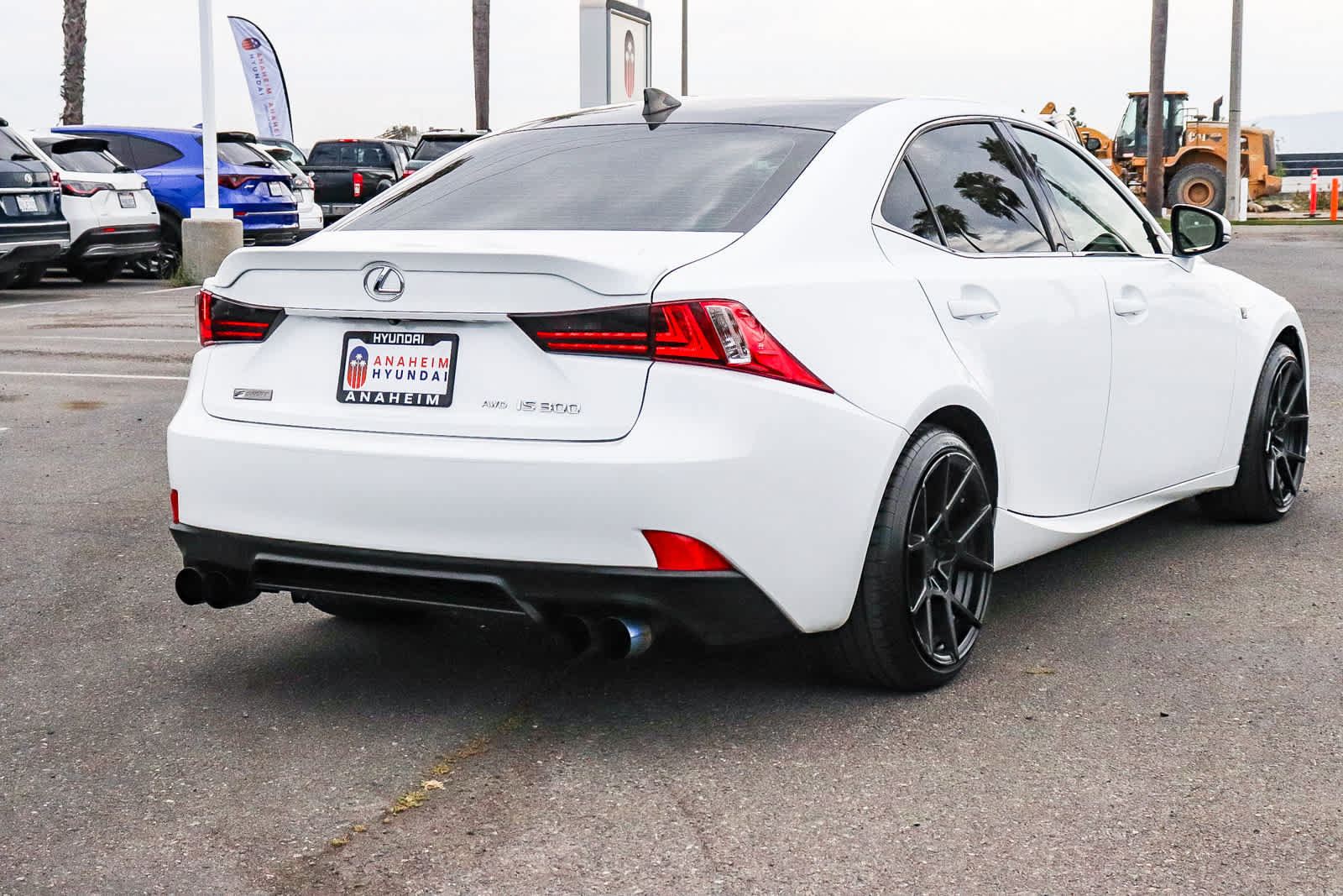 Used 2016 Lexus IS 300 AWD w/ F Sport Package image 7