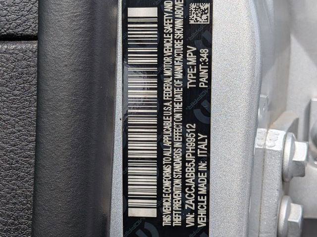 Certified 2018 Jeep Renegade Latitude w/ Popular Equipment Group image 32