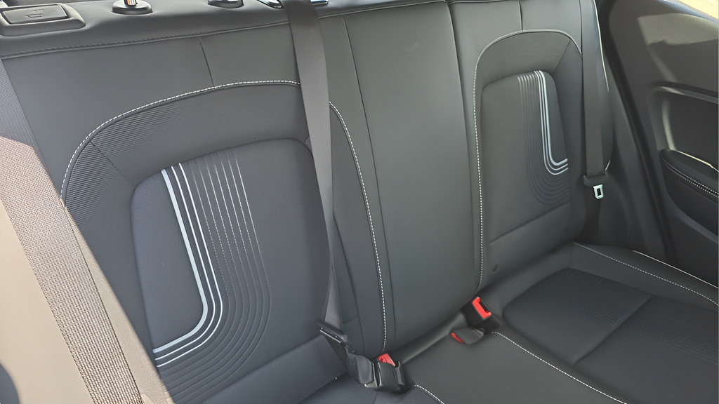 New 2026 Hyundai Venue SEL FWD image 10