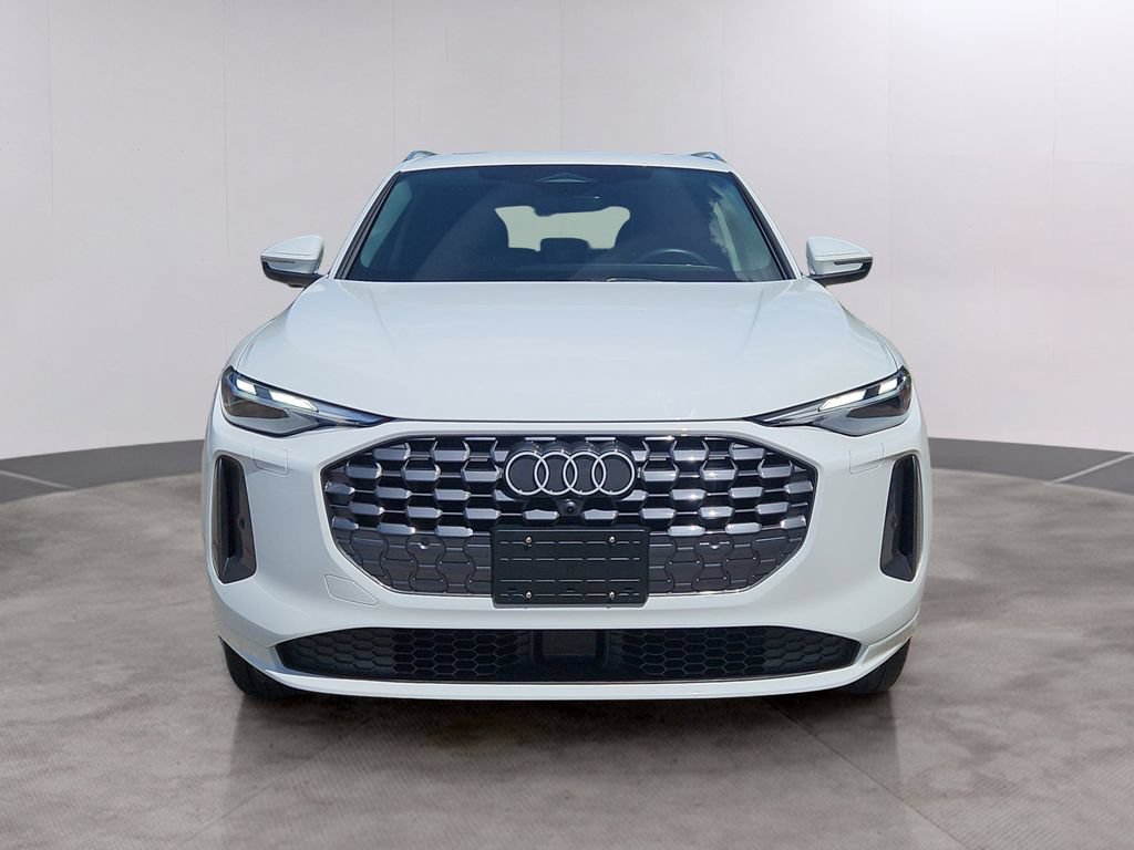 Certified 2025 Audi Q5 Premium w/ Convenience Package AWD/4WD image 11