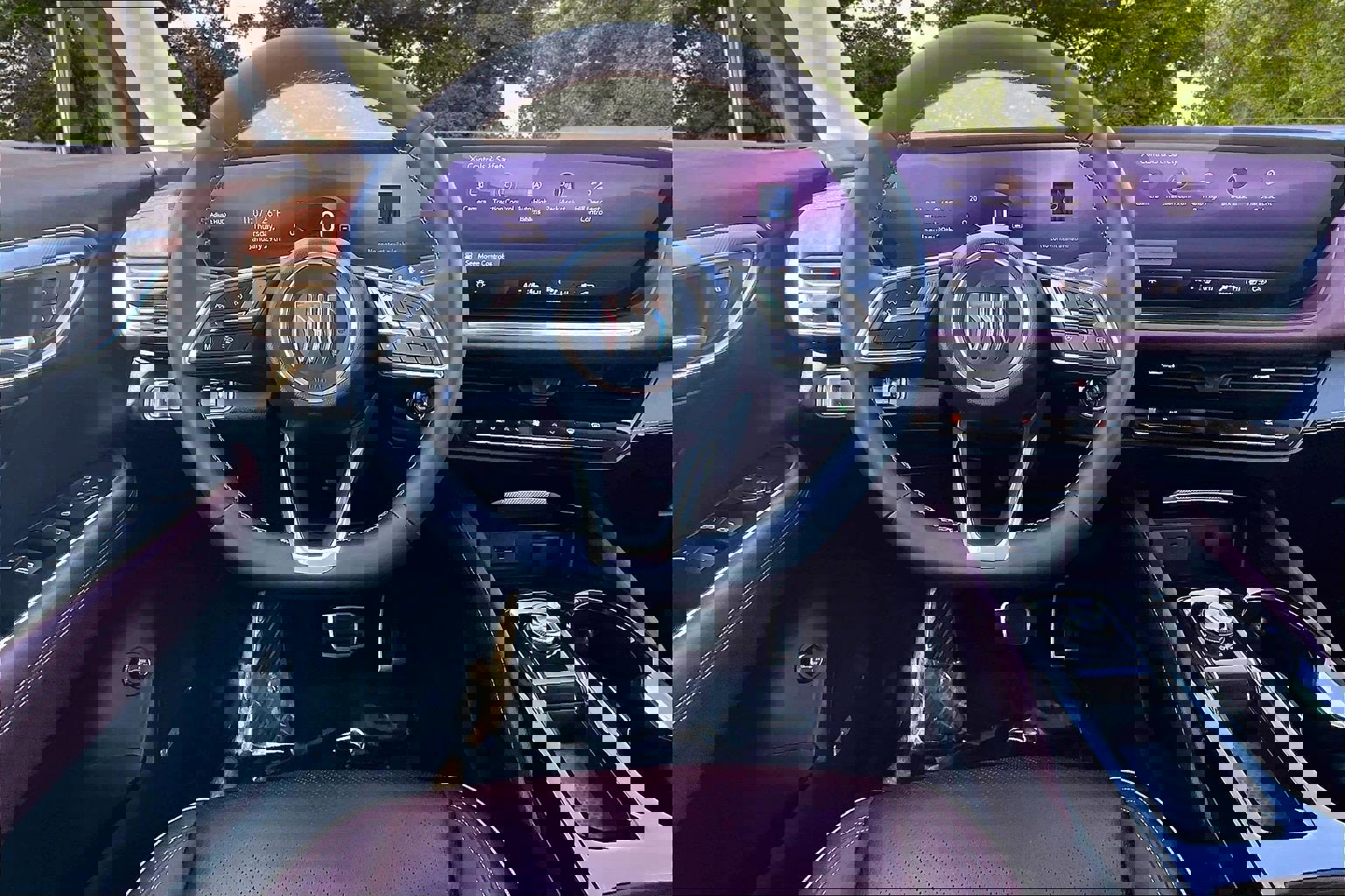 Used 2024 Buick Envision Sport Touring image 8