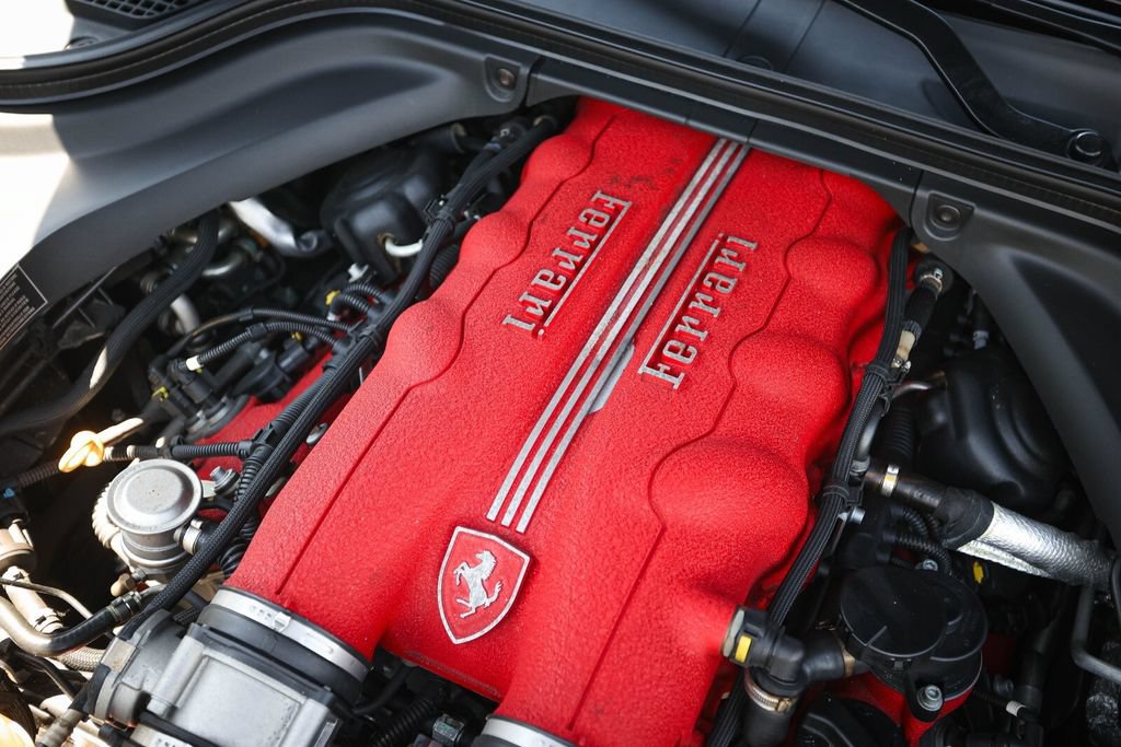 Used 2011 Ferrari California RWD image 25
