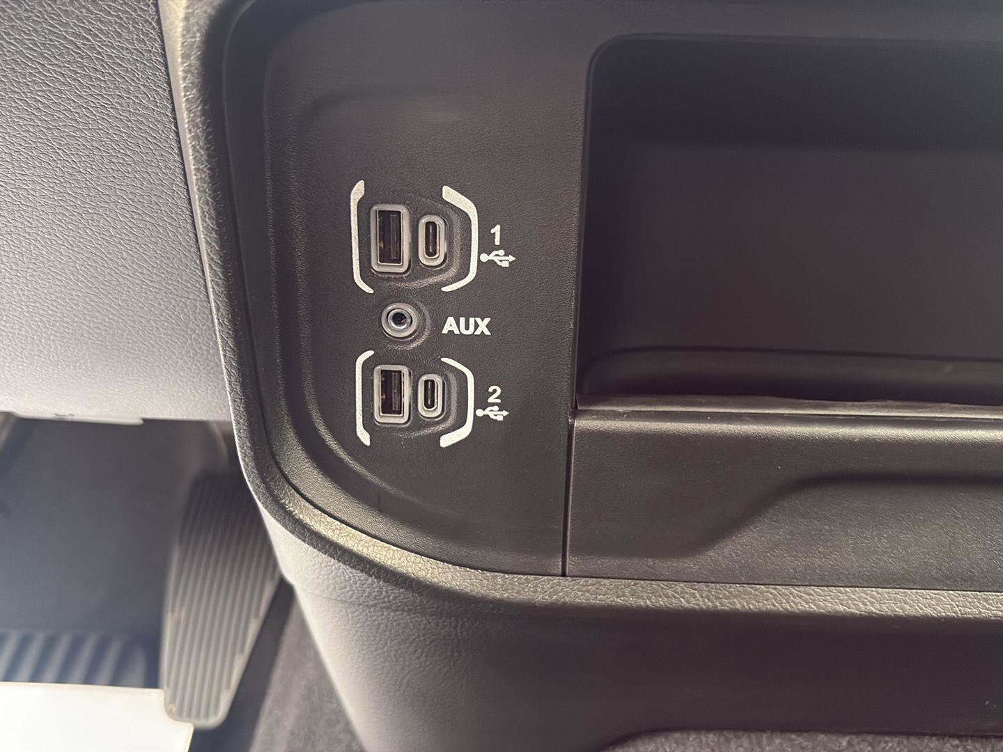 Used 2025 RAM 2500 Tradesman AWD/4WD image 16