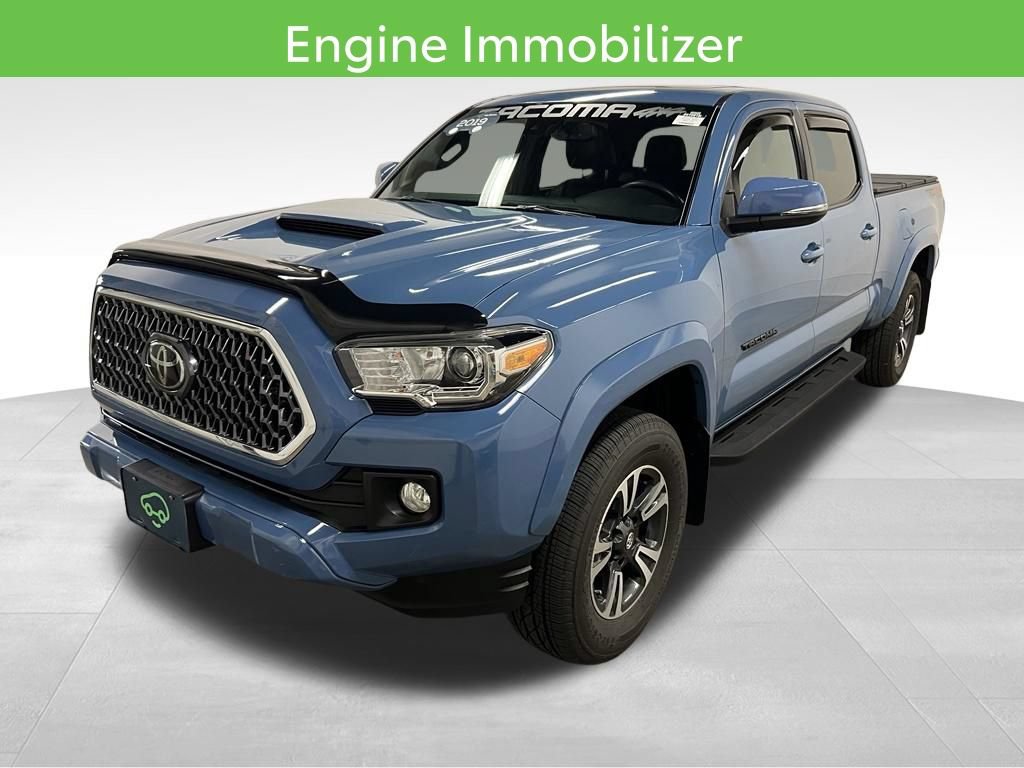 Used 2019 Toyota Tacoma TRD Sport AWD/4WD image 10