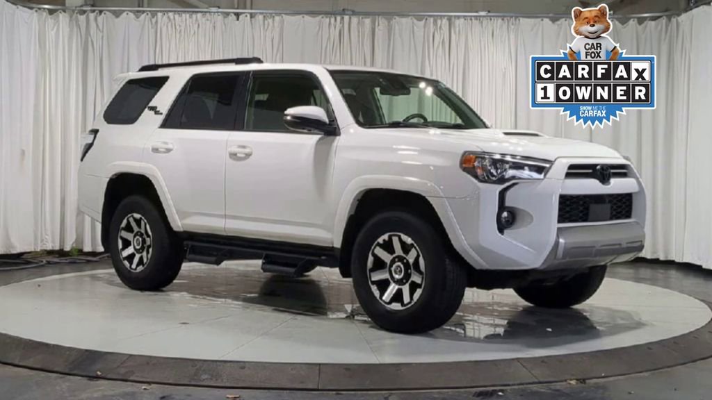 Used 2023 Toyota 4Runner TRD Off-Road Premium w/ Off Road Premium Plus Package AWD/4WD image 2