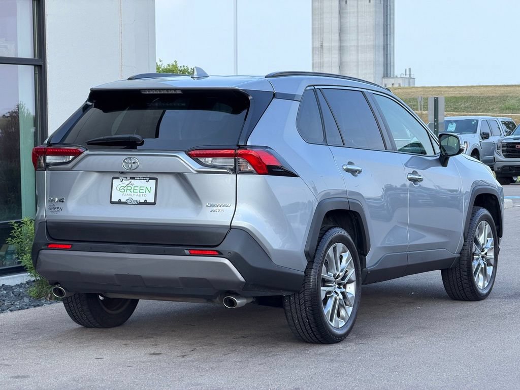 Used 2019 Toyota RAV4 Limited w/ All Weather Liner Package AWD/4WD image 5
