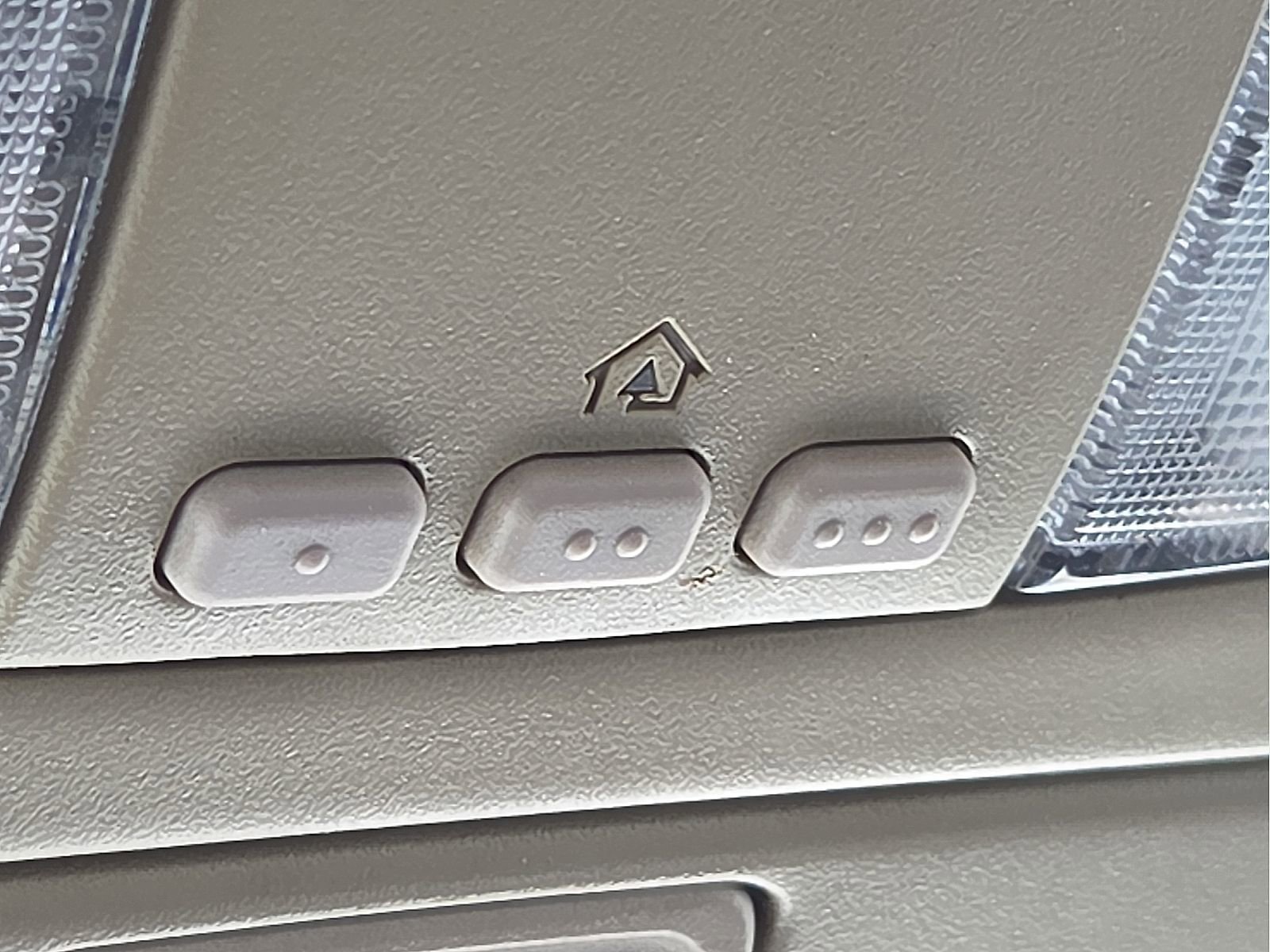 Used 2005 Toyota Camry FWD image 22