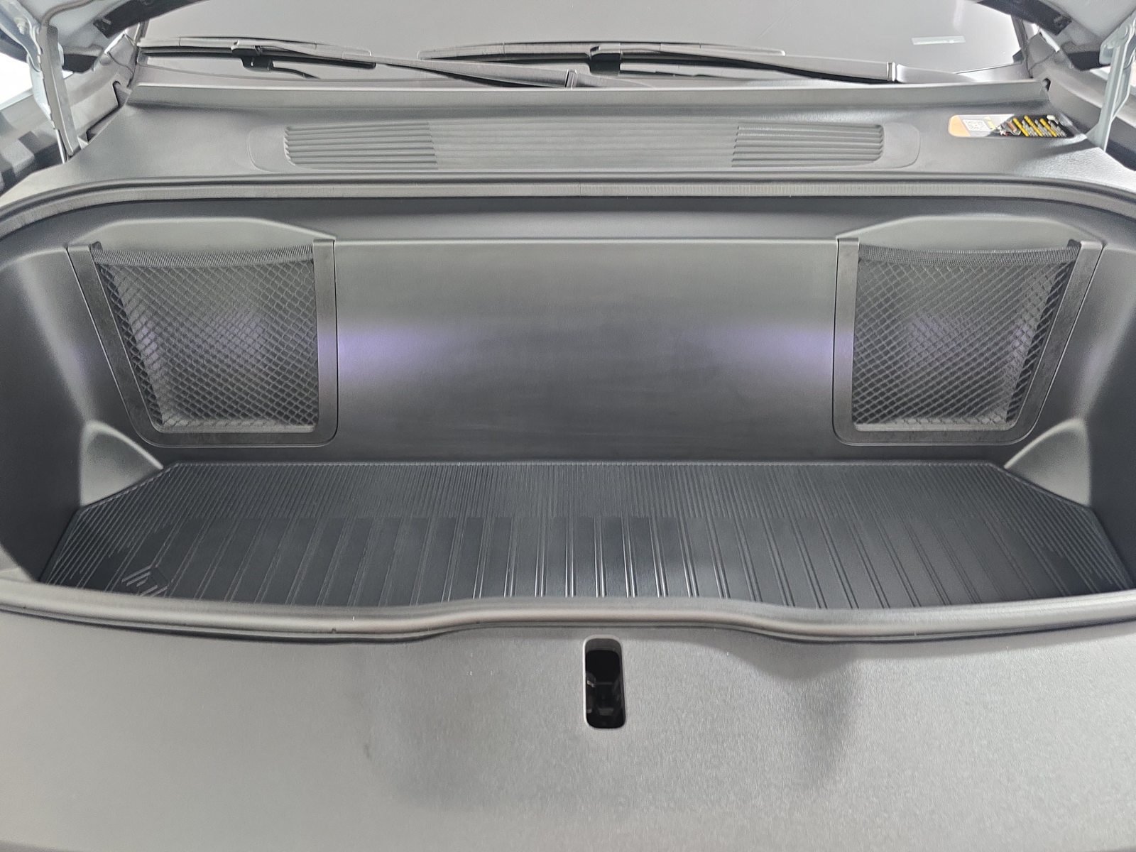 Used 2025 Rivian R1T Adventure Dual AWD/4WD image 14