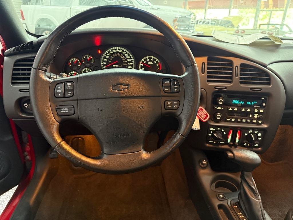 Used 2002 Chevrolet Monte Carlo SS w/ Preferred Equipment Group FWD image 16