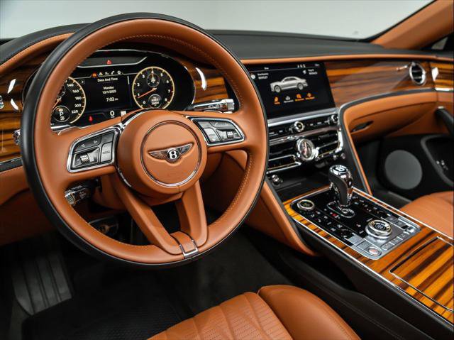 Used 2021 Bentley Flying Spur V8 image 12