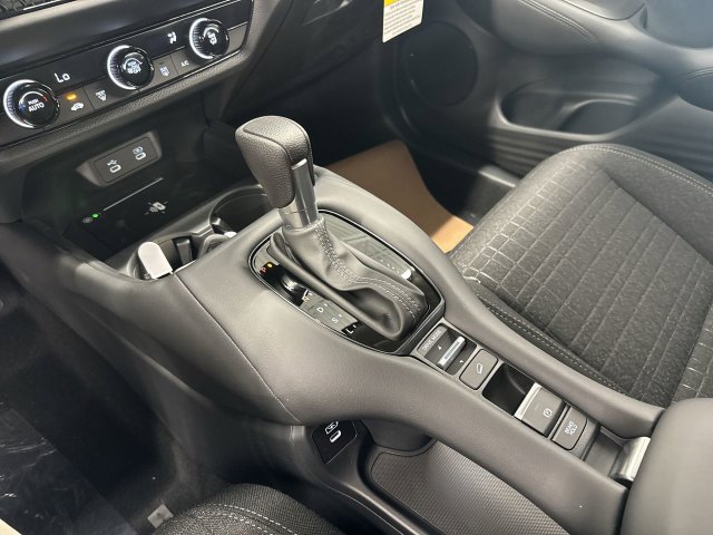 New 2027 Honda HR-V LX image 16