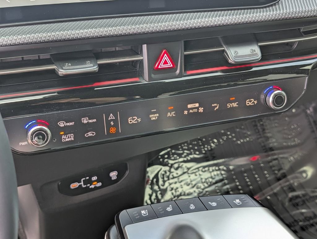 Certified 2025 Kia EV6 GT-Line image 29