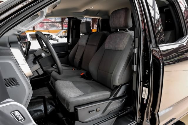 Used 2023 Ford F450 XLT w/ XLT Value Package AWD/4WD image 31