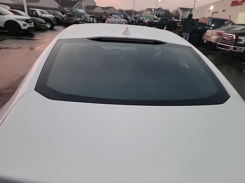 Used 2023 Chevrolet Malibu LT image 11