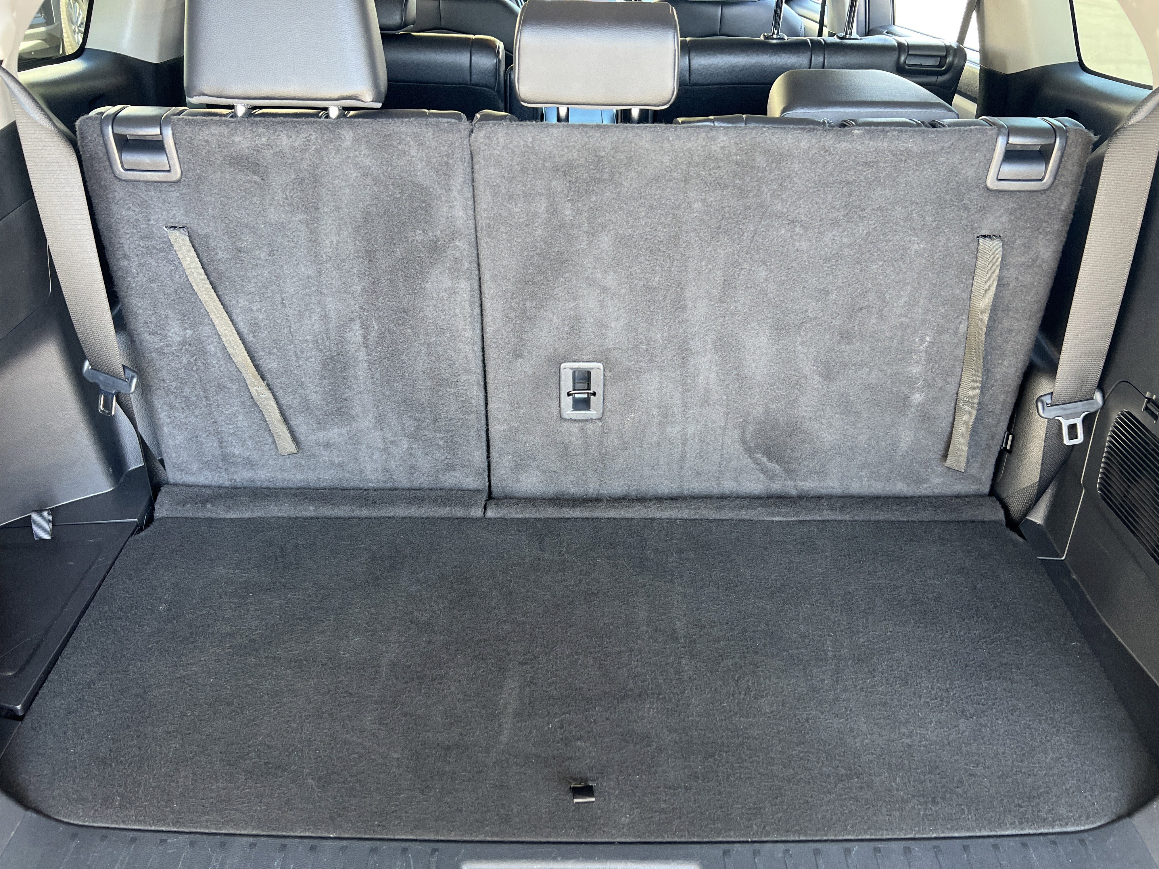 Used 2024 Toyota Highlander XLE image 19