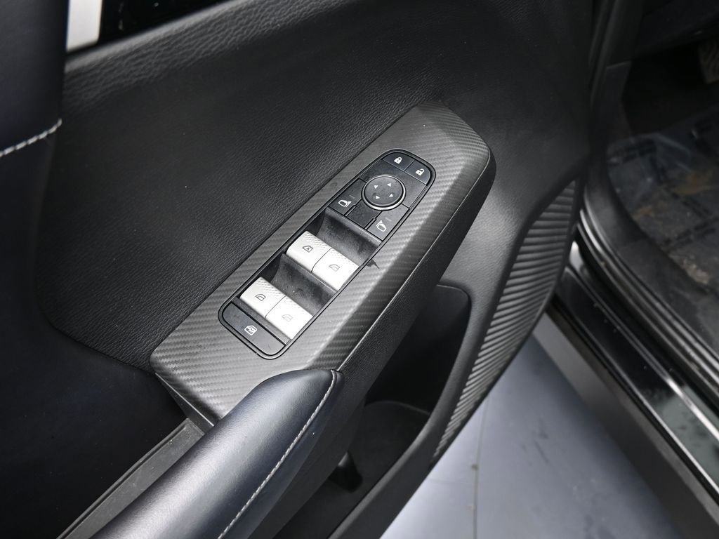 Used 2022 Mitsubishi Outlander SE image 13