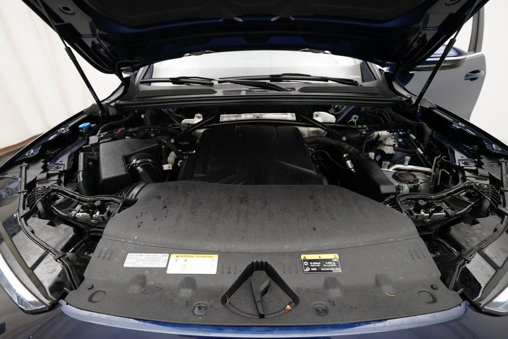 Used 2025 Audi Q5 Premium Plus w/ Premium Plus image 3