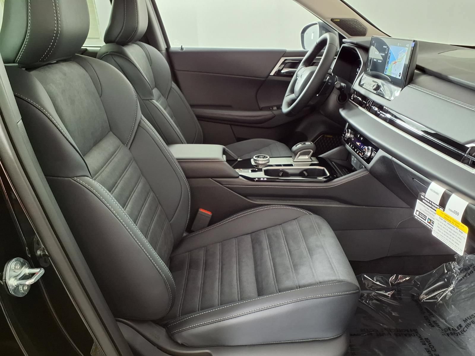 New 2026 Mitsubishi Outlander SE AWD/4WD image 9