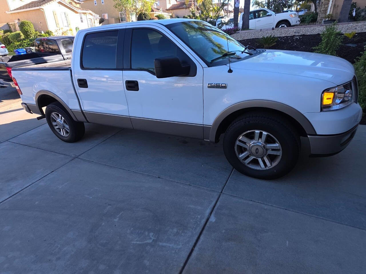 Used 2005 Ford F150 Lariat image 15