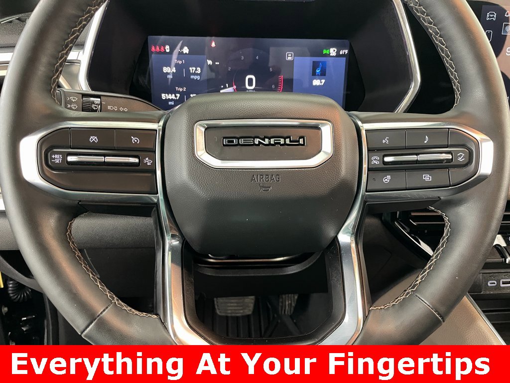 Used 2025 GMC Canyon Denali image 5