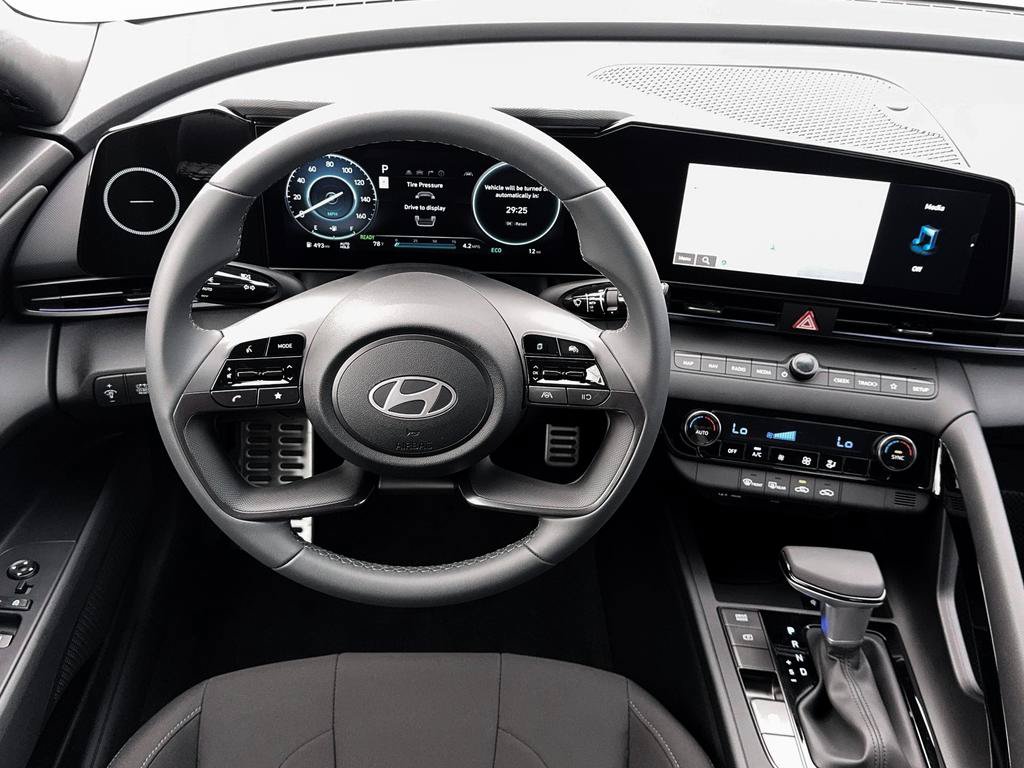 New 2026 Hyundai Elantra SEL FWD image 20